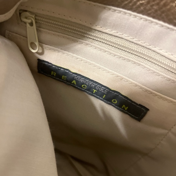 Reaction Kenneth Cole Gold Hobo Bag - Picture 2 of 5